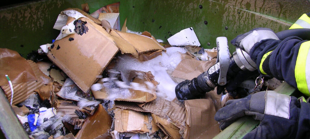 Doppelter Einsatz am Sonntag – Container