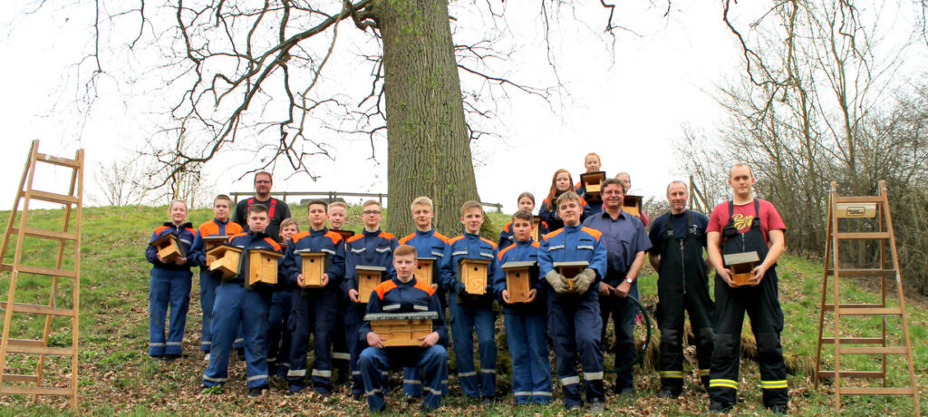 Jugendfeuerwehr im Einsatz für den Naturschutz