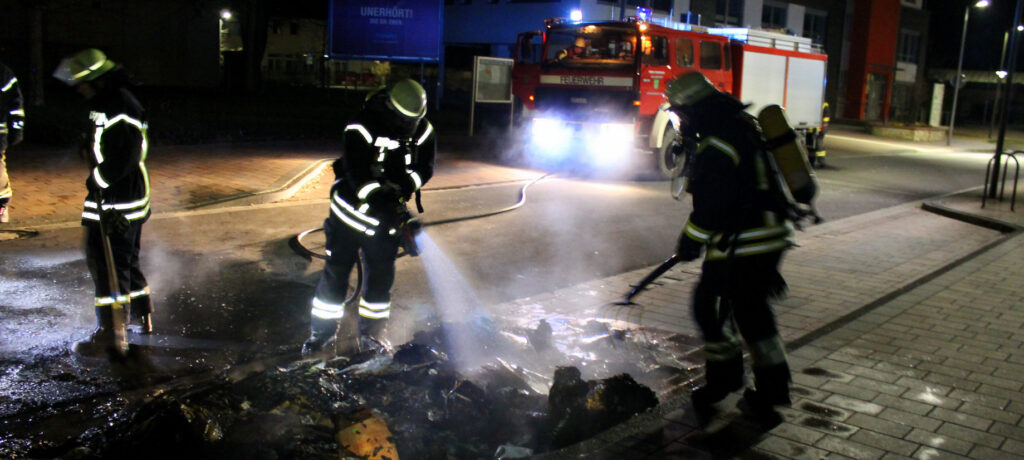 Müllcontainerbrand an der Klosterstraße