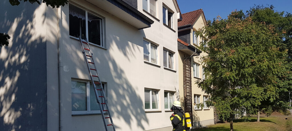 Person aus Wohnung geborgen