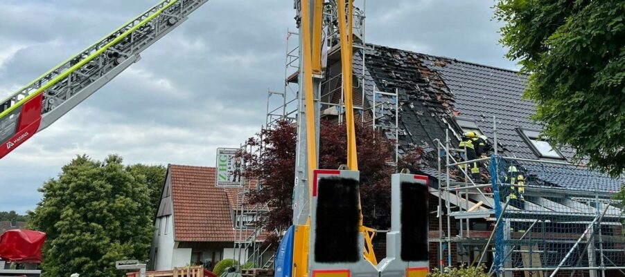 Feuerwehr Rulle bei Hausbrand in Belm